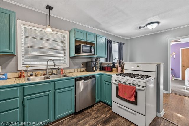 3215 S 18th Street, Fort Smith, AR 72901