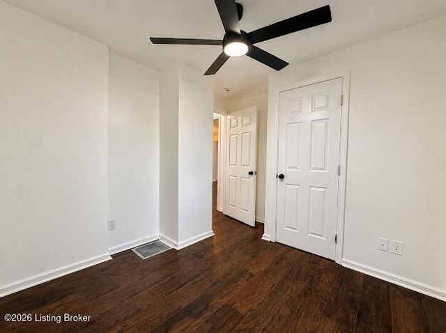 344 Plaza Ave, Louisville, KY 40218