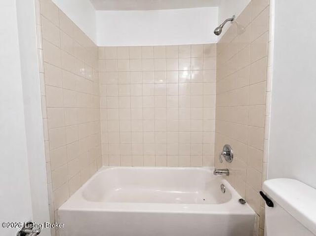 344 Plaza Ave, Louisville, KY 40218