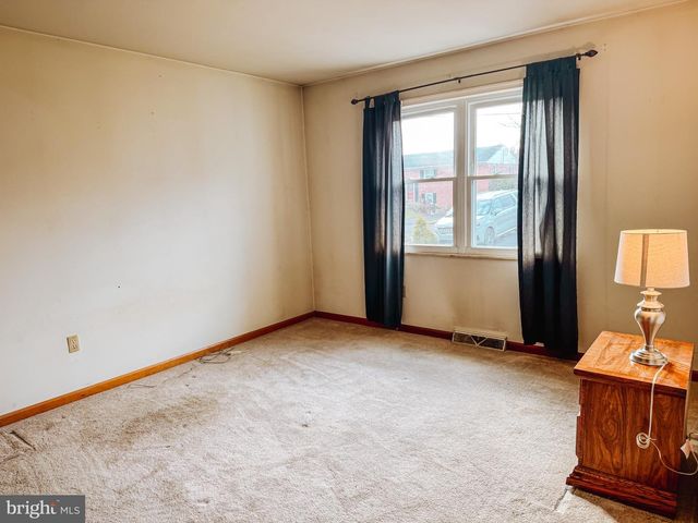 14211 SPARROW LN SW, Cumberland, MD 21502