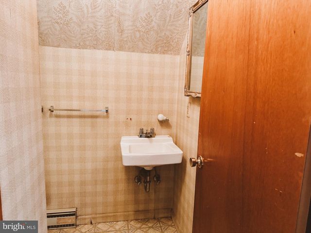 14211 SPARROW LN SW, Cumberland, MD 21502