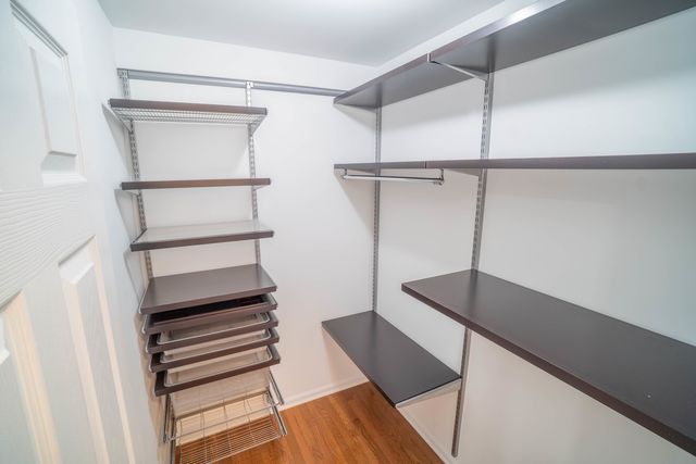 465 Thacker Court, Schaumburg, IL 60173