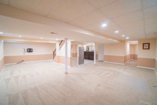 465 Thacker Court, Schaumburg, IL 60173