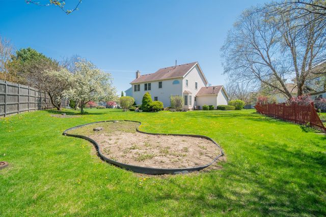 465 Thacker Court, Schaumburg, IL 60173