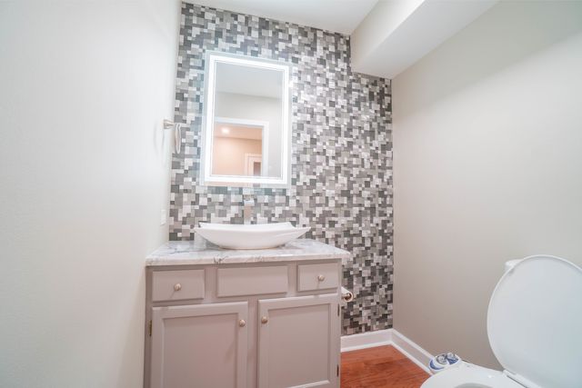 465 Thacker Court, Schaumburg, IL 60173