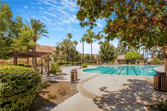 248 Four Seasons, Hemet, CA 92545