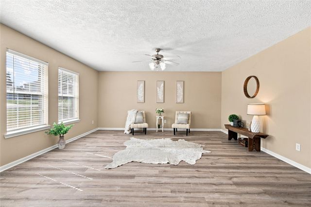 8836 E Buffalo Circle, Willis, TX 77378