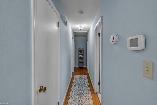 1253 Kingsway DR, Chesapeake, VA 23320