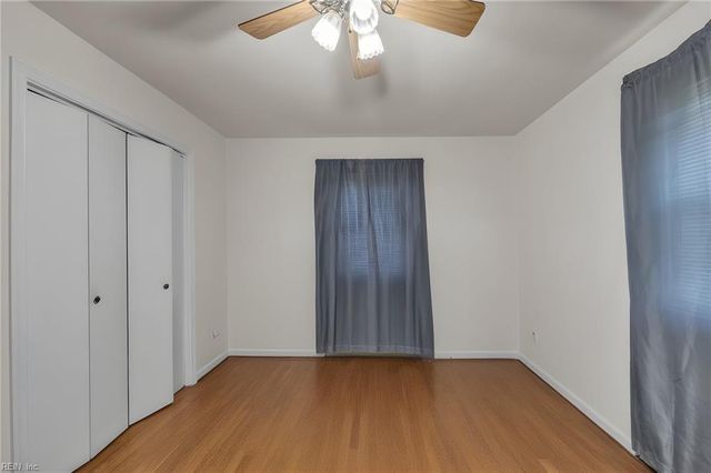 1253 Kingsway DR, Chesapeake, VA 23320