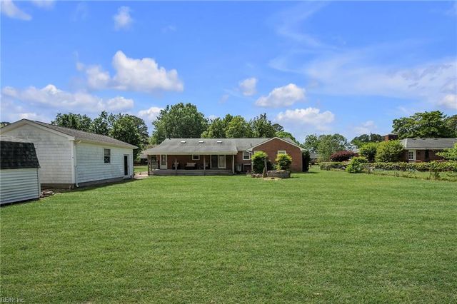 1253 Kingsway DR, Chesapeake, VA 23320