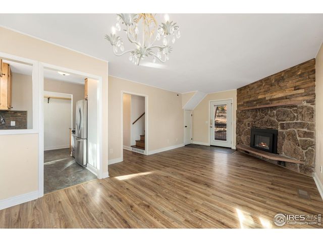 1104 Willow Ct, Estes Park, CO 80517