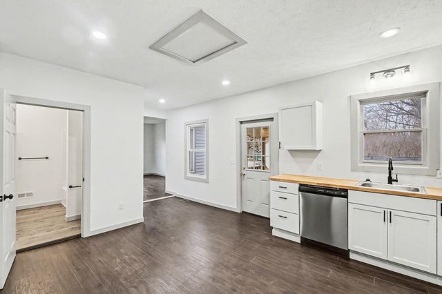 126 Riverside Drive, Portland, MI 48875