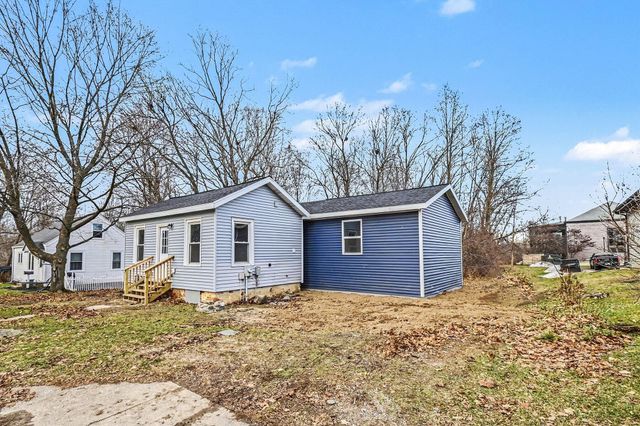 126 Riverside Drive, Portland, MI 48875