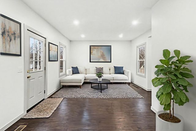 126 Riverside Drive, Portland, MI 48875