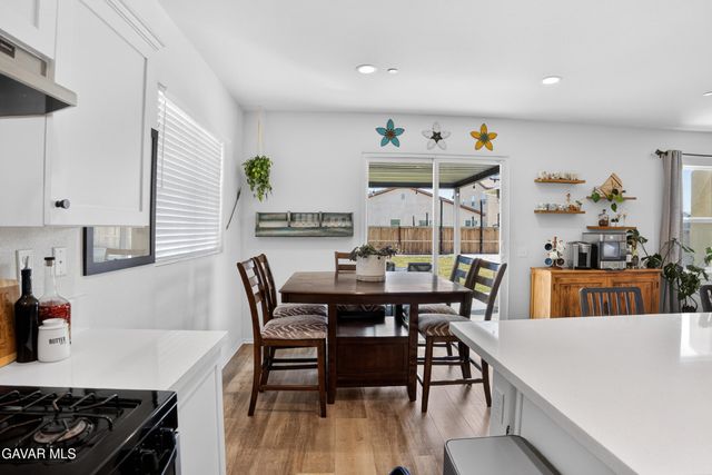 3120 Via Bella Rosa Avenue, Rosamond, CA 93560