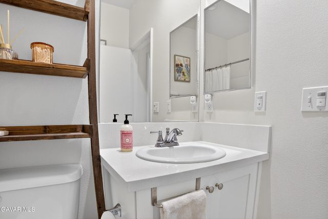 3120 Via Bella Rosa Avenue, Rosamond, CA 93560