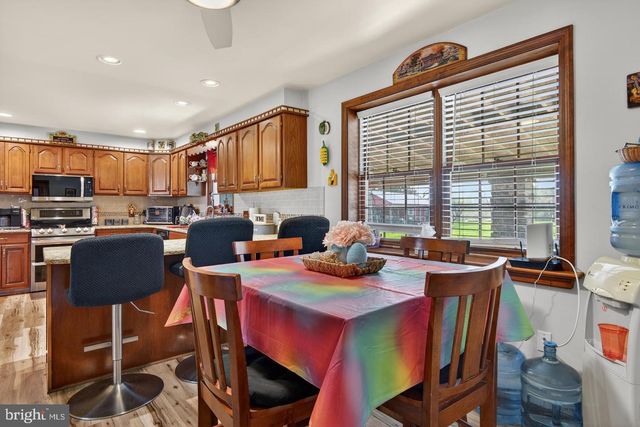 2 WILDFLOWER, Lancaster, PA 17603