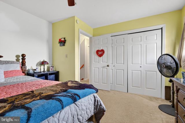 2 WILDFLOWER, Lancaster, PA 17603