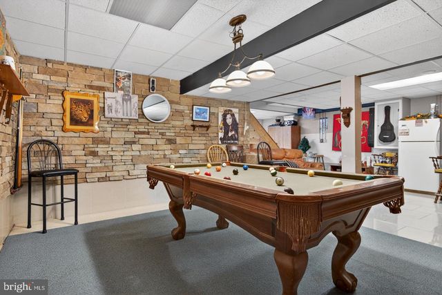 2 WILDFLOWER, Lancaster, PA 17603