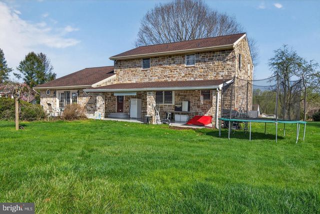 2 WILDFLOWER, Lancaster, PA 17603