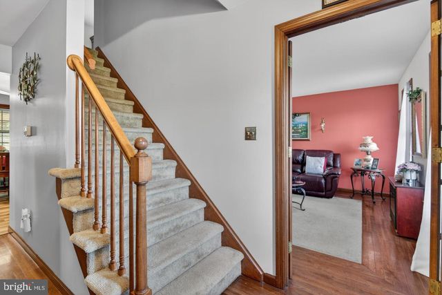 2 WILDFLOWER, Lancaster, PA 17603