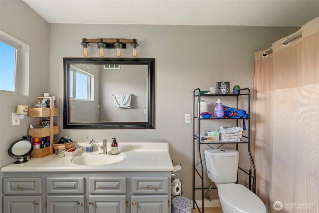 1620 Delaware Avenue, Centralia, WA 98531