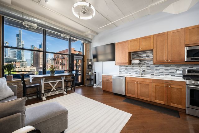 1601 S Michigan Avenue 505, Chicago, IL 60616