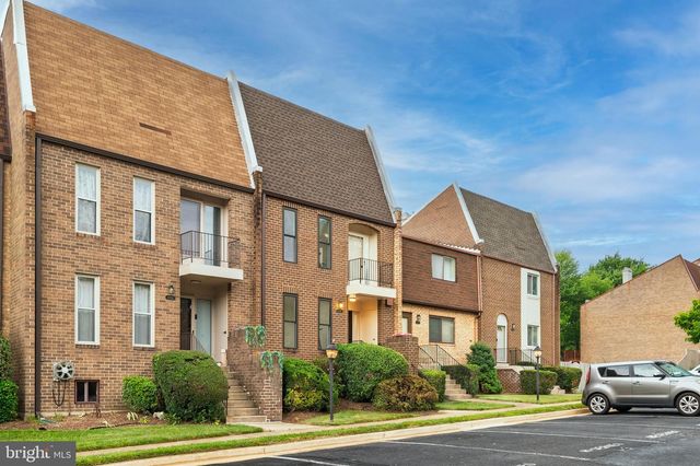 1715 TYVALE CT, Vienna, VA 22182