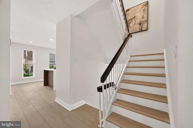 1715 TYVALE CT, Vienna, VA 22182