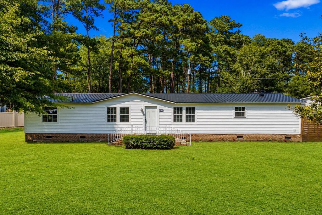 4707 Julious Ln., Myrtle Beach, SC 29588