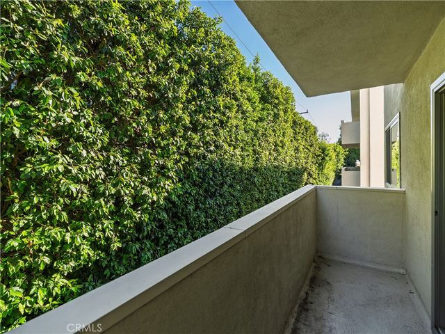 700 Westmount, West Hollywood, CA 90069