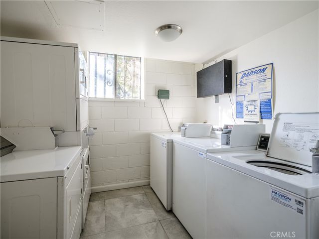 700 Westmount, West Hollywood, CA 90069
