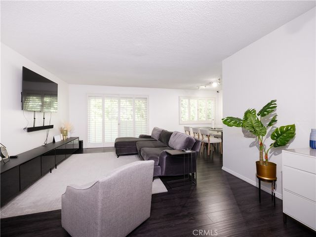 700 Westmount, West Hollywood, CA 90069