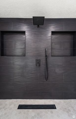 15258 S MOUNTAINSIDE DR, Bluffdale, UT 84065