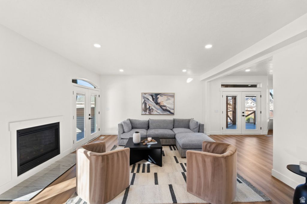 Image 16 of property listing at 15258 S MOUNTAINSIDE DR, Bluffdale, UT 84065