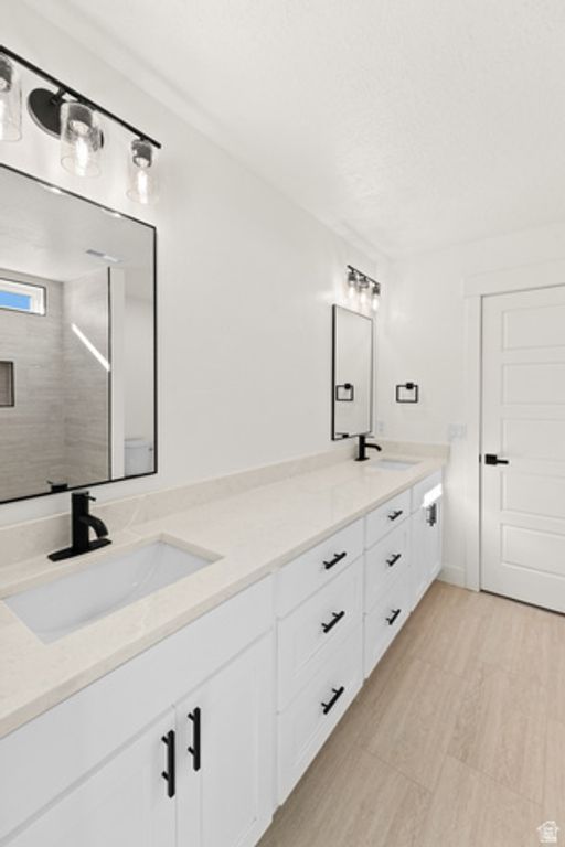 Image 44 of property listing at 15258 S MOUNTAINSIDE DR, Bluffdale, UT 84065