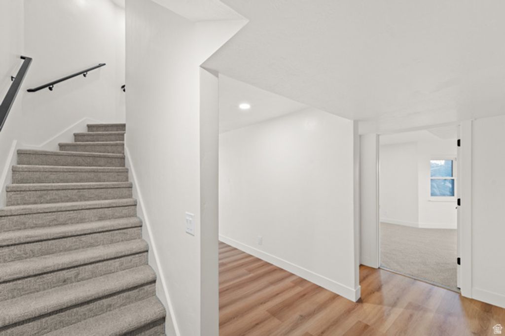 Image 48 of property listing at 15258 S MOUNTAINSIDE DR, Bluffdale, UT 84065