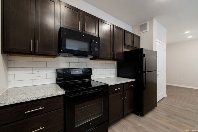 13411 FM812 Rd # 4104, Del Valle, TX 78617