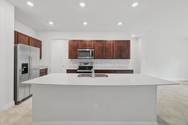 4488 Appleton Circle E, Oakland Park, FL 33309