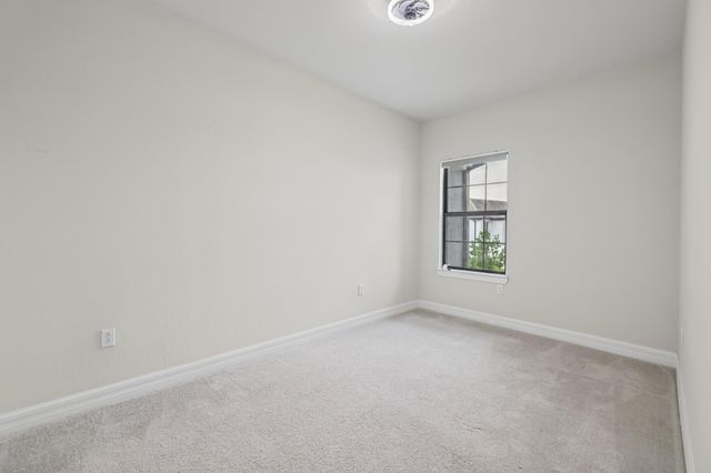 4488 Appleton Circle E, Oakland Park, FL 33309