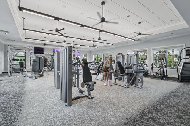 4488 Appleton Circle E, Oakland Park, FL 33309