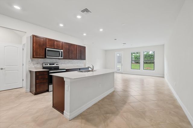 4488 Appleton Circle E, Oakland Park, FL 33309