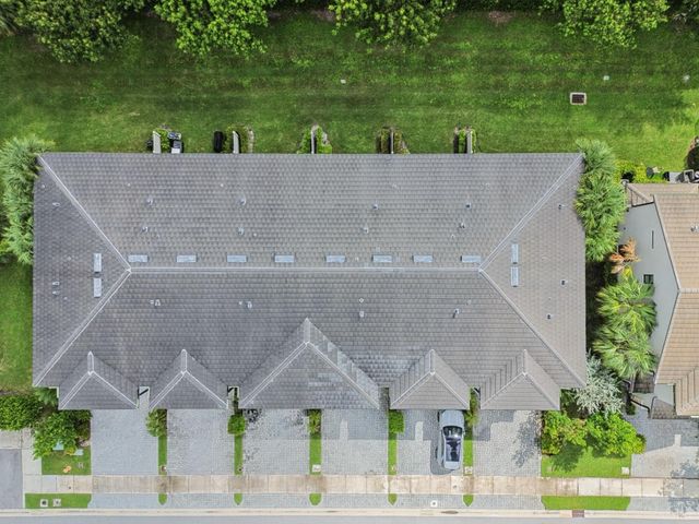 4488 Appleton Circle E, Oakland Park, FL 33309