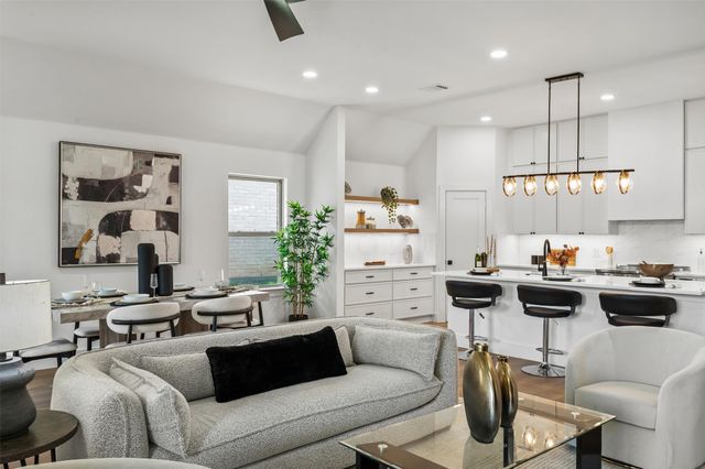 1223 Stagecoach Trail, Justin, TX 76247