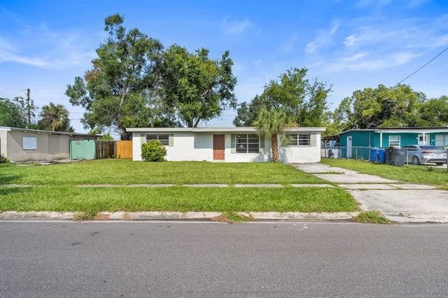 1413 LONGWOOD LOOP, Tampa, FL 33619