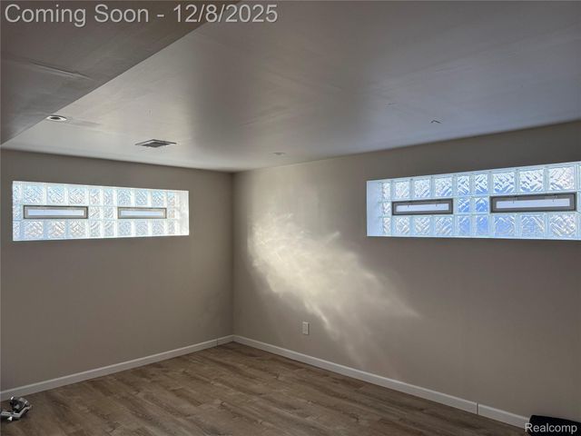 29091 Wagner Drive, Warren, MI 48093