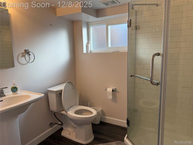 29091 Wagner Drive, Warren, MI 48093