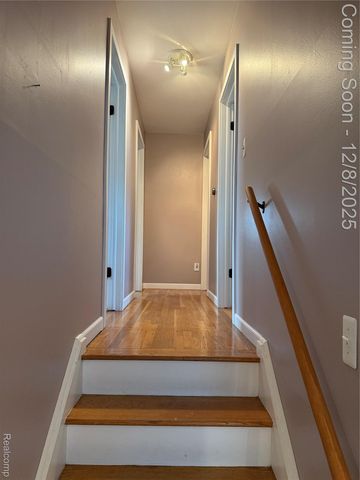 29091 Wagner Drive, Warren, MI 48093