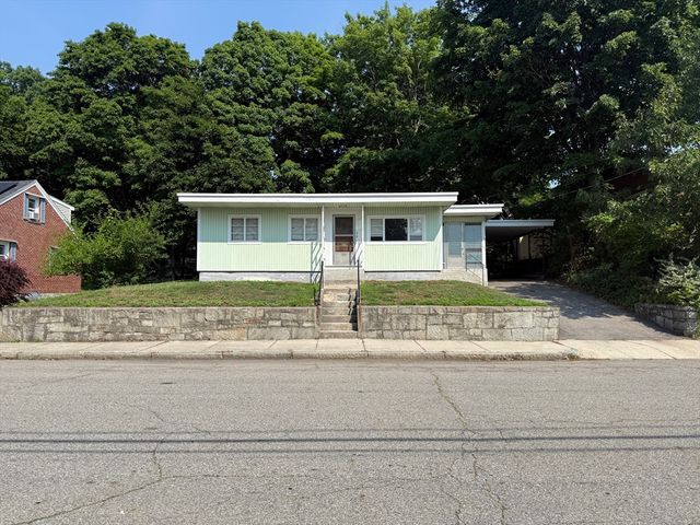 36 Fifth Avenue, Lowell, MA 01854