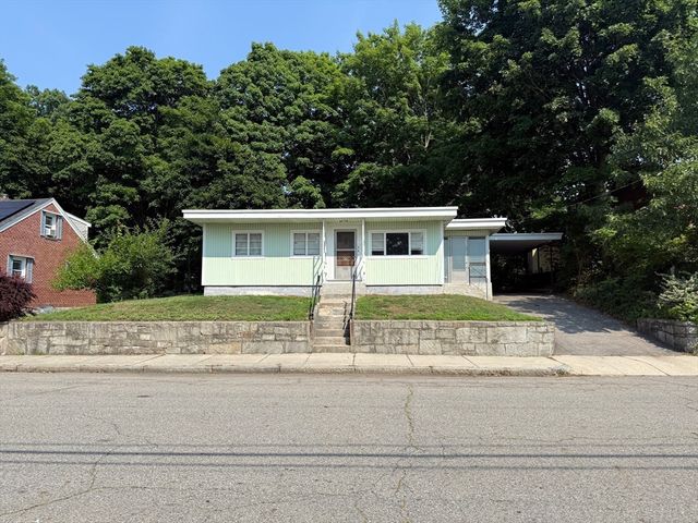 36 Fifth Avenue, Lowell, MA 01854